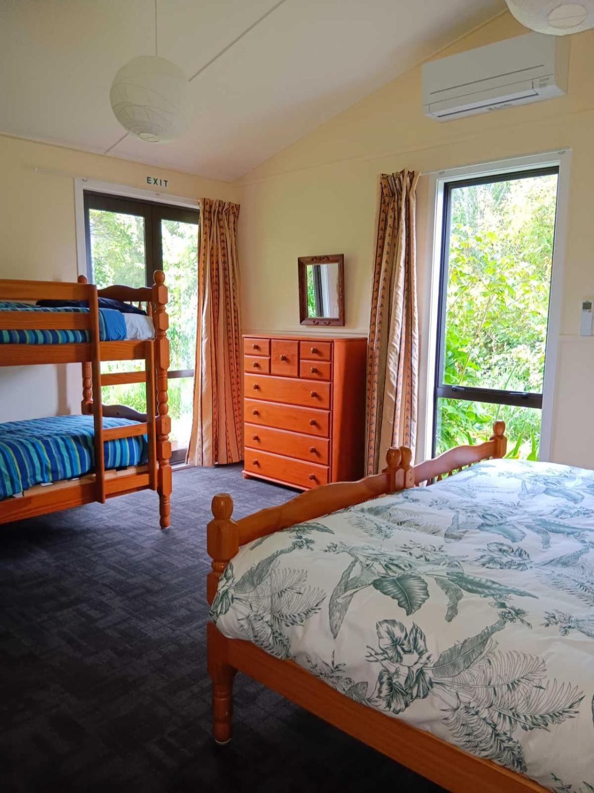 Purple Hen Country Lodge Katikati Luaran gambar